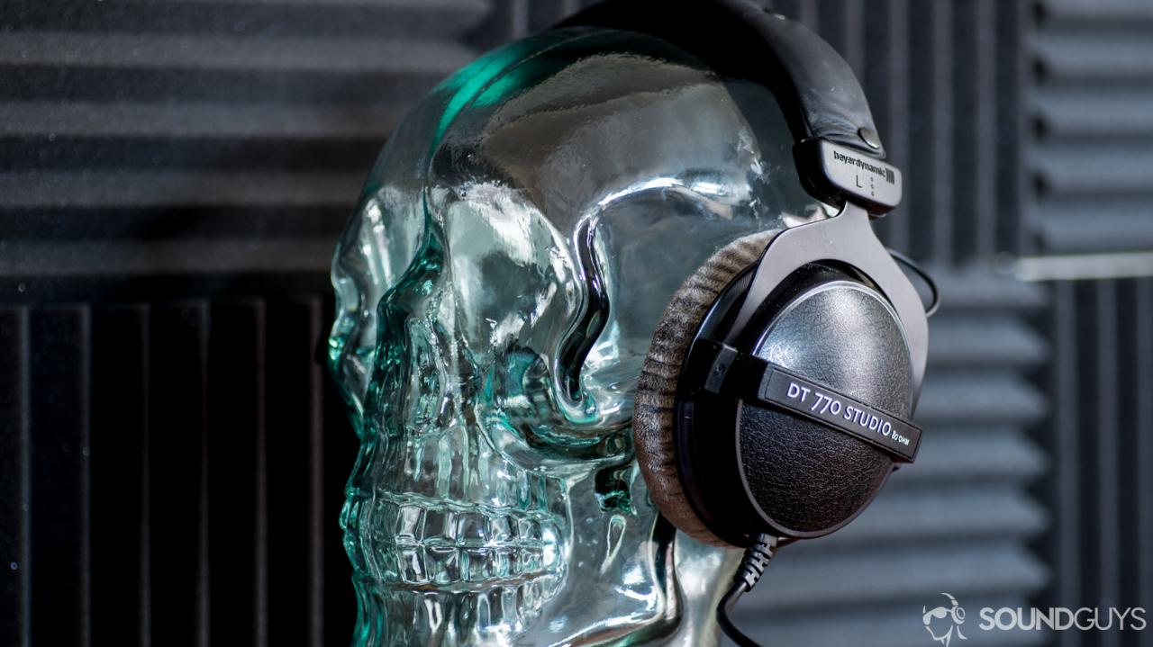 Review Beyerdynamic DT 770 PRO 80 Ohm OverEar Studio Headphones: A Professional’s Choice